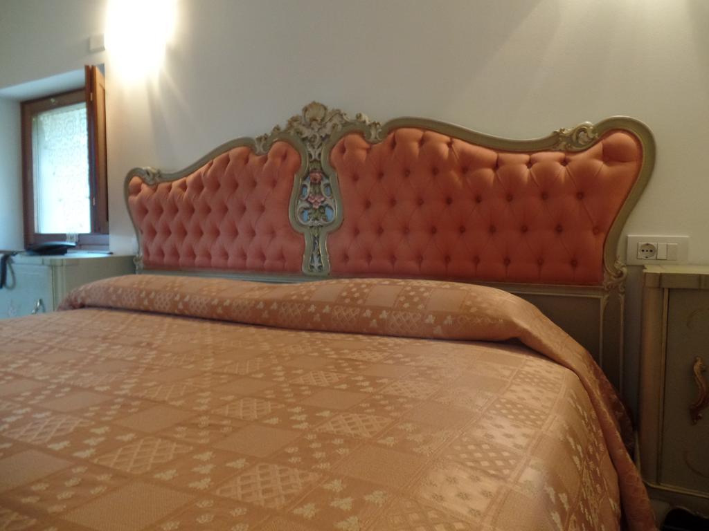 Agriturismo Il Vagabondo Buttrio Habitación foto