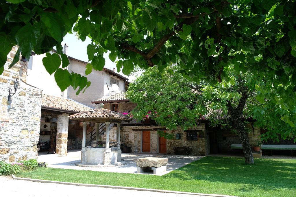 Agriturismo Il Vagabondo Buttrio Exterior foto