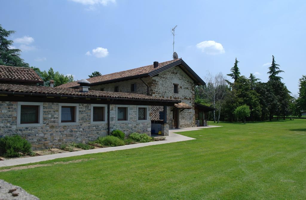 Agriturismo Il Vagabondo Buttrio Exterior foto